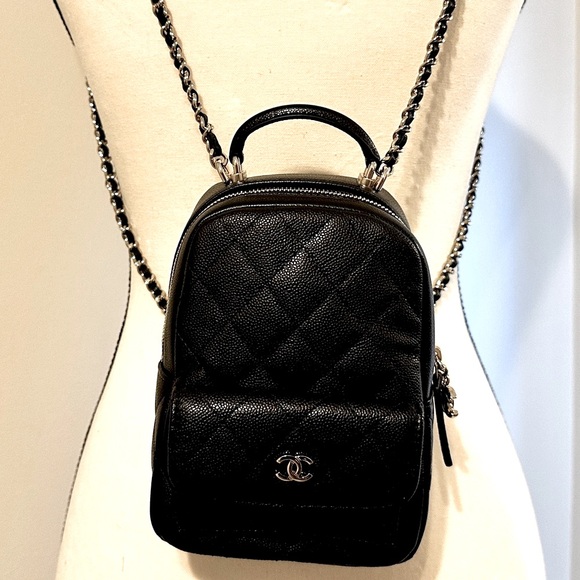 ❌SOLD ELSEWHERE❌ CHANEL NEW Mini Classic Backpack/Crossbody Black Caviar Leather - Picture 3 of 17